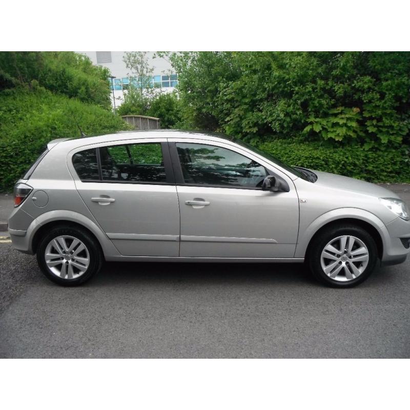 VAUXHALL ASTRA 1.8 DESIGN ***FULL SERVICE HISTORY***