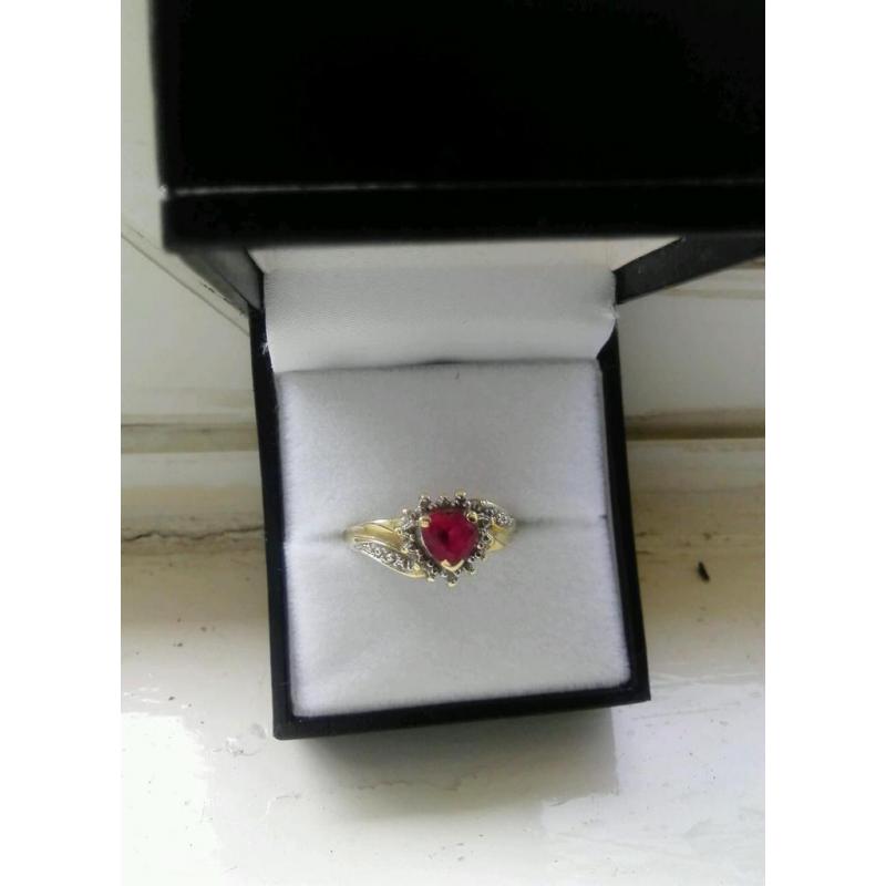 9ct gold ruby and diamond ring