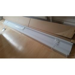 1 x Polar Bear Venetian Blind Width 148 cm Drop 126 cm New "WEB BLINDS"