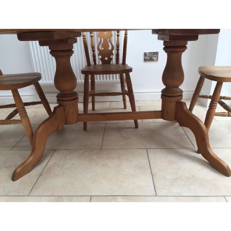 Lovely solid pine table and chairs