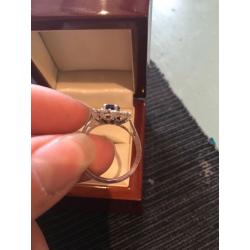 white gold 9ct ring