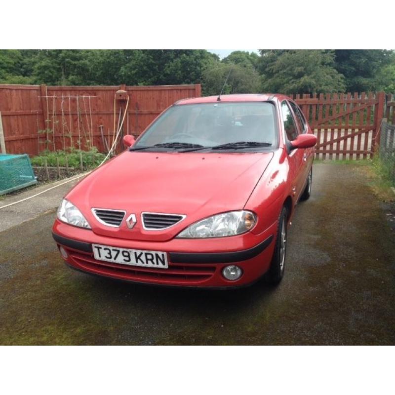 RENAULT MEGANE 1999 FOR SALE IN EXCELLENT CONDITION 2 OWNERS FROM NEW 105,000MILES MOT 08-16