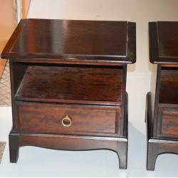 VINTAGE RETRO STAG MINSTREL DARK MAHOGANY BEDSIDE CABINETS SET OF 2