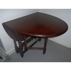 old charm oak dropleaf table +4 chairs