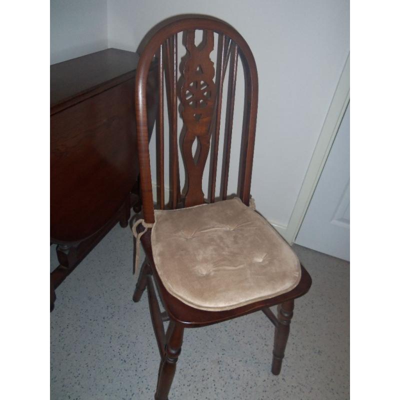 old charm oak dropleaf table +4 chairs