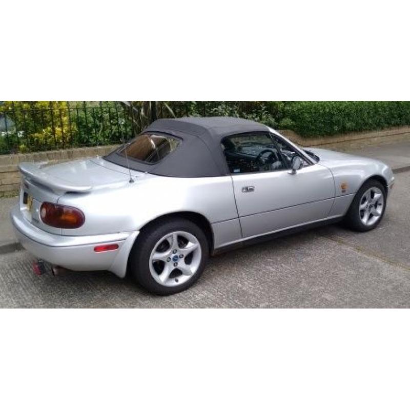 Silver 1990 1.6 Eunos Automatic