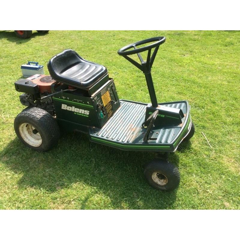 BOLENS SIT ON MOWER BUT WITH OUT DECK.