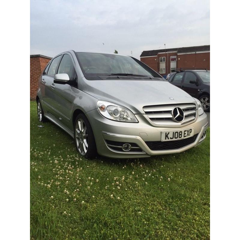 Mercedes - Benz B200 sport cdi