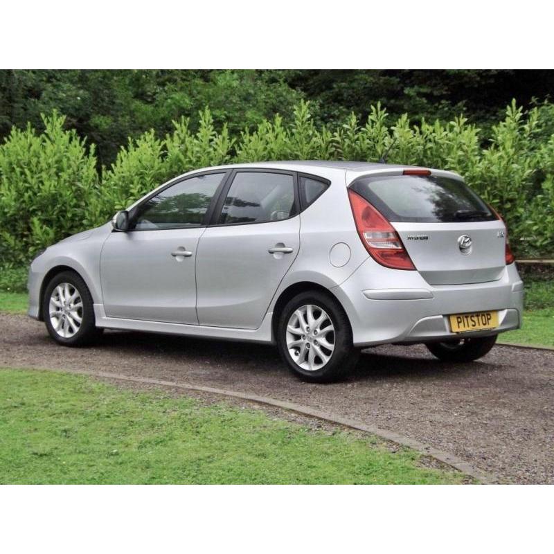 Hyundai i30 1.4 Comfort 5dr PETROL MANUAL 2011/61