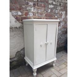 Wine cabinet / storage / cupboard