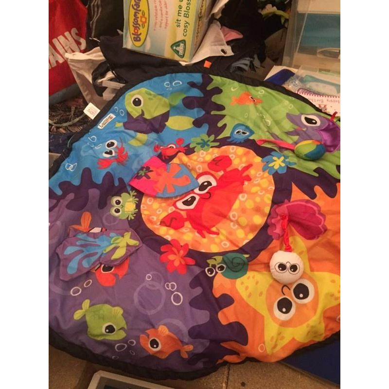 Lamaze play gym