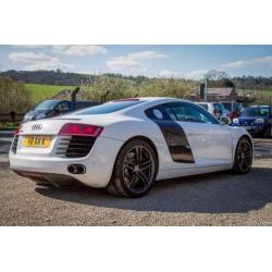 * 2008 AUDI R8 V8 4.2 QUATTRO * ONLY 33K * CARBON PACK * TWIN TONE LEATHER *