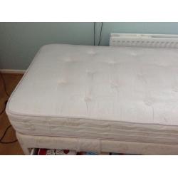 Single divan bed