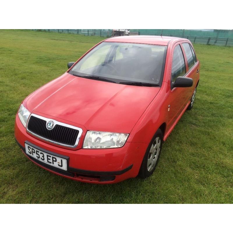 LOW MILES LONG MOT SERVICE HISTORY SKODA FABIA CLASSIC 1.2 5 DOOR