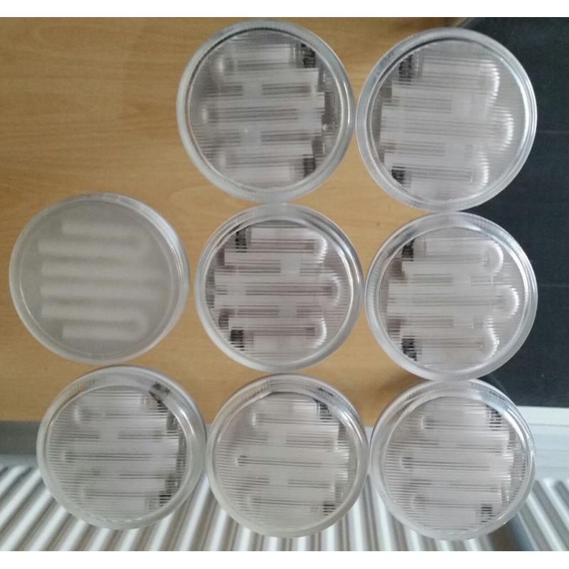 9w GX53 Low Energy compact Fluorescent Lamp, disc shape. 8 pieces. All in working condition.