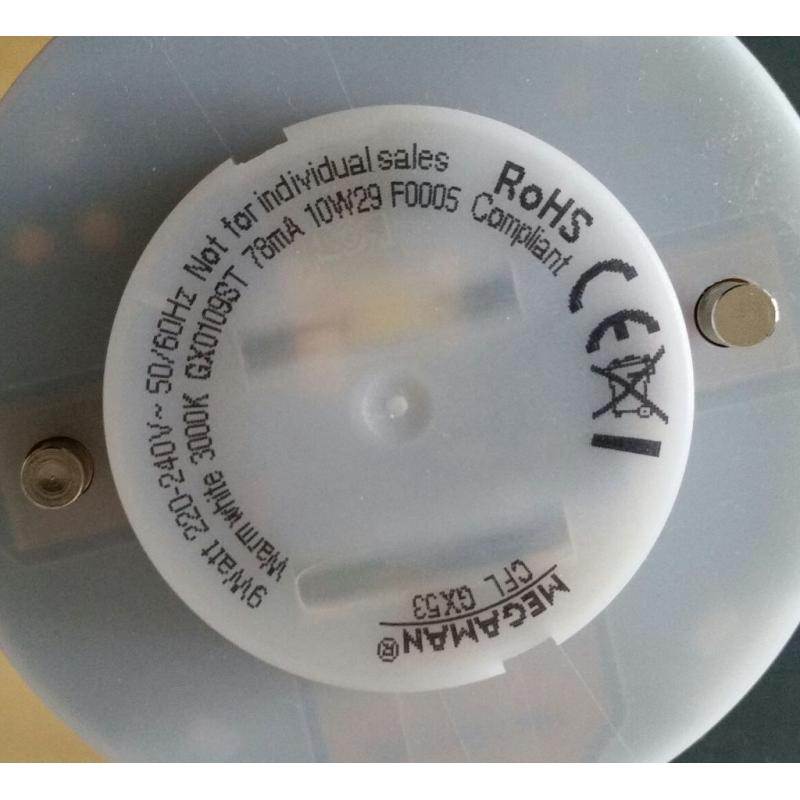 9w GX53 Low Energy compact Fluorescent Lamp, disc shape. 8 pieces. All in working condition.