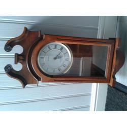 Good sized ornate wall clock, needs attention - just new battery hand set required