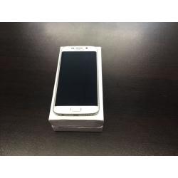 Samsung Galaxy s6 32gb White and blue immaculate condition unlocked to all networks