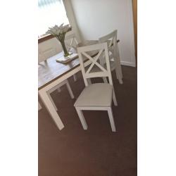 Dining Table & 4 Chairs - Nearly new