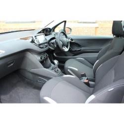 Peugeot 208 1.2 VTi 82 Style PETROL MANUAL 2015/15