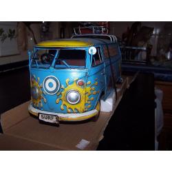 **FATHERS DAY GIFT - MODERN TINPLATE CAMPERVAN**