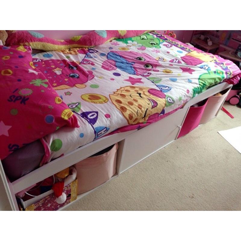 Cabin bed