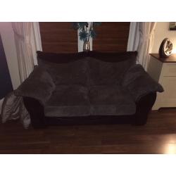 2 year old 3 and 2 seater suite good condition