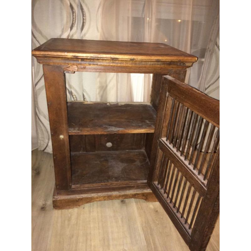 Rustic Cabinet in a Moroccan Style