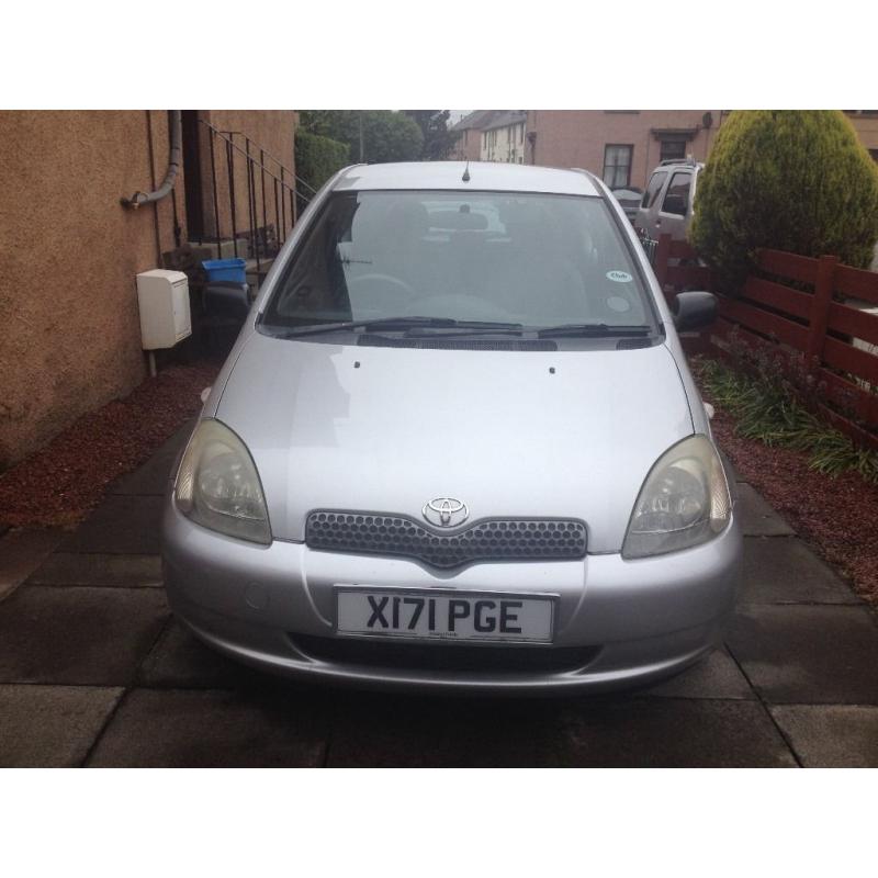 TOYOTA YARIS 1.3 SR , 3 door , same owner 8 years . Private sale