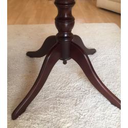 Stag Round Extending Dining Table