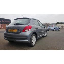 2010.59 Peugeot 207 1.4 VTi 95. 5 DOOR HATCHBACK. METALIC GREY