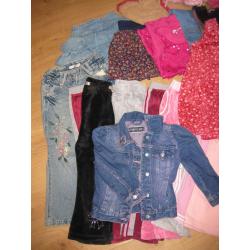 HUGE BUNDLE OF GIRLS CLOTHES age 4-5 - GREAT CONDITION - BARGAIN PRICE