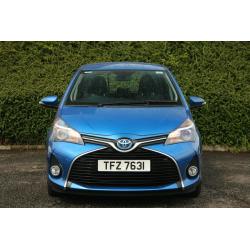 Toyota Yaris HYBRID ICON (blue) 2014-07-31