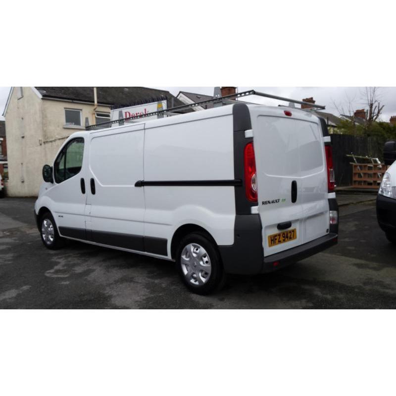 Renault Trafic 2.0dCi LL29 Phase 3 ( Sat Nav ) LL29dCi 115