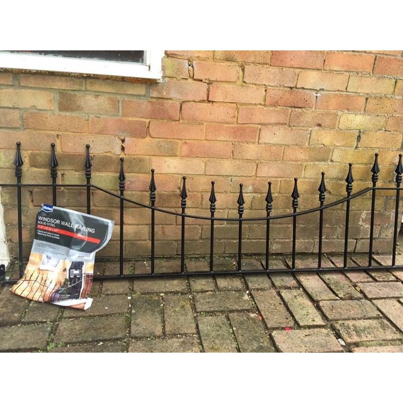 ***Brand New*** 6 x Solid Steel Wall Railings