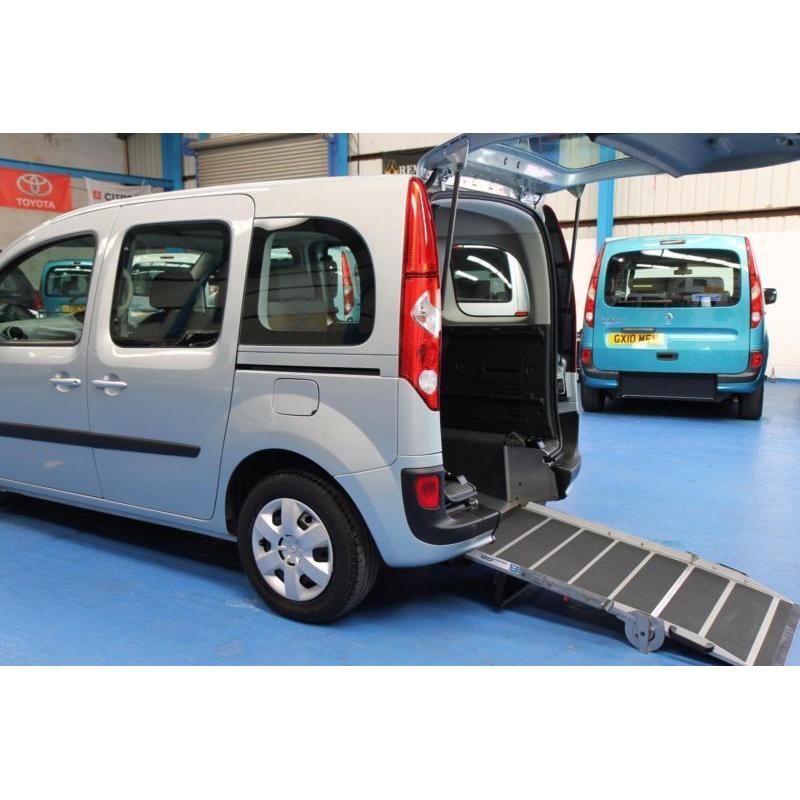 Renault Kangoo Expression Auto Wheelchair accessible car vehicle 4 seat Automtic