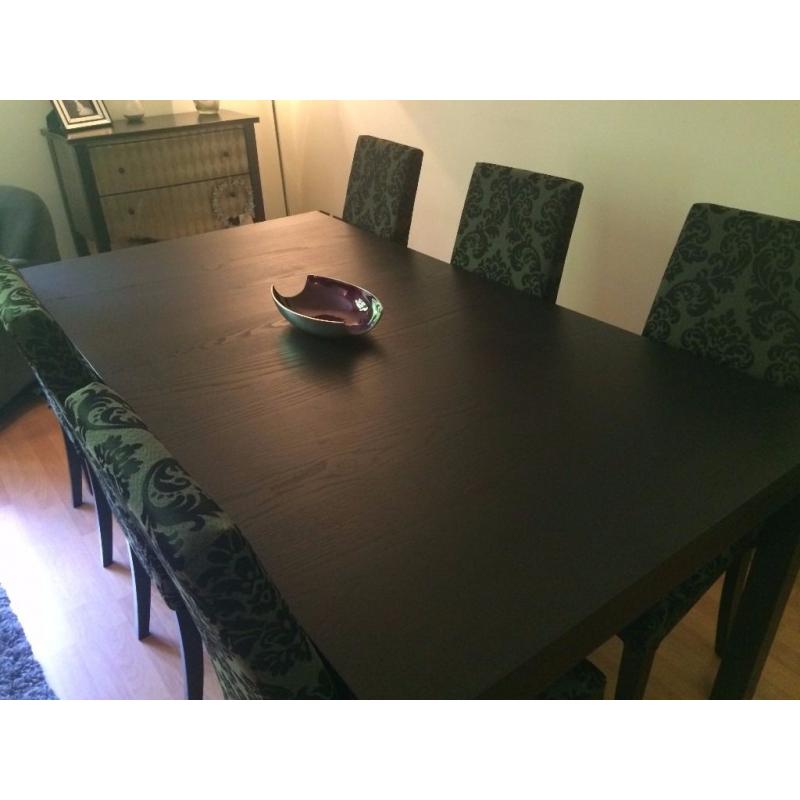 Dining Table and 6 Chairs - Beautiful Condition