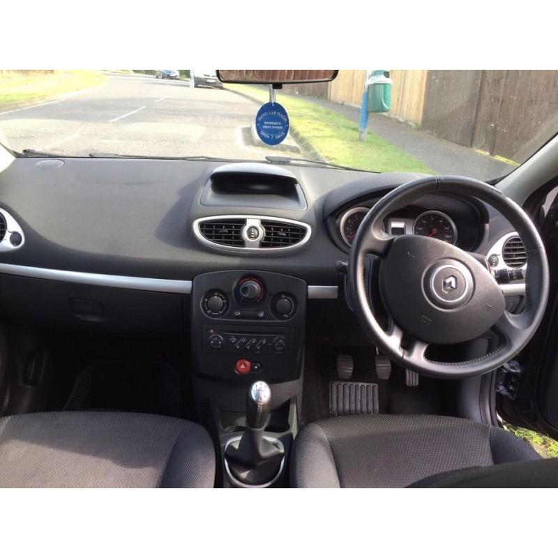 RENAULT CLIO FOR SALE