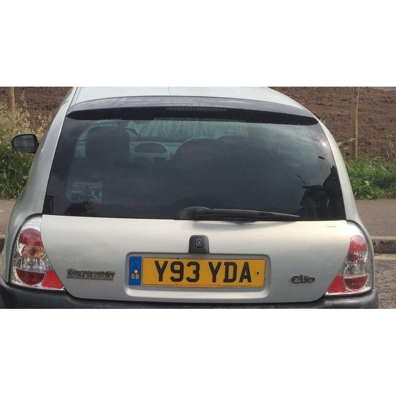 Renault Clio 1.2 3DR boot complete