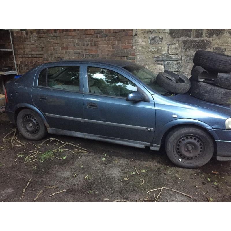 Ford mondeo and Vauxhall Astra