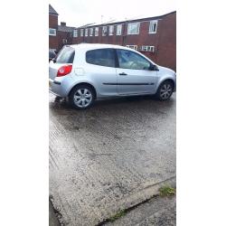 CAR FOR SALE Renault CLIO Low mileage (Quick Sale)