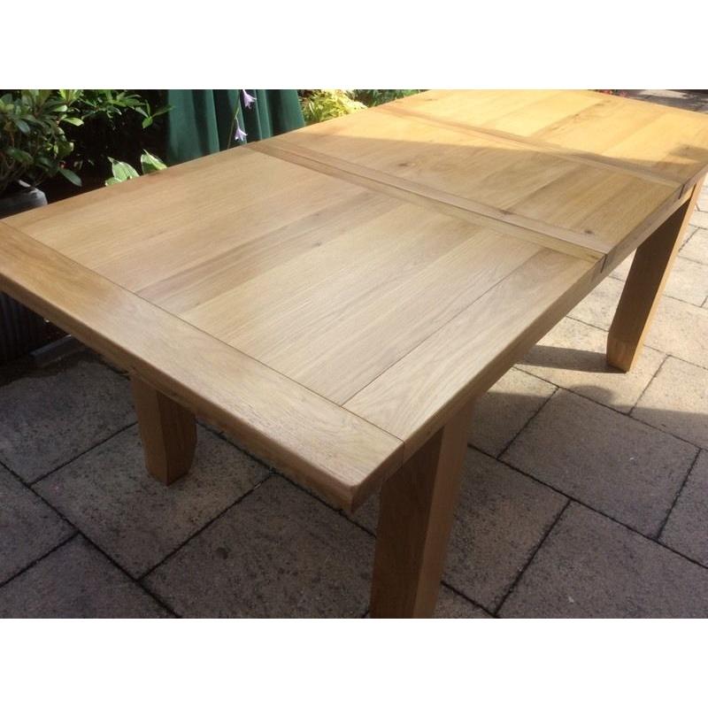 Solid Oak Extending Dining Table.