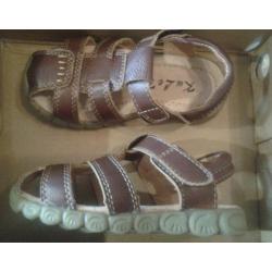 Boys infant sandals size 6.5 new