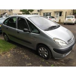 Citroen Xsara Picasso SX 16V 1749cc Petrol 5 speed manual 5 door estate 02 Plate 02/08/2002 Silver