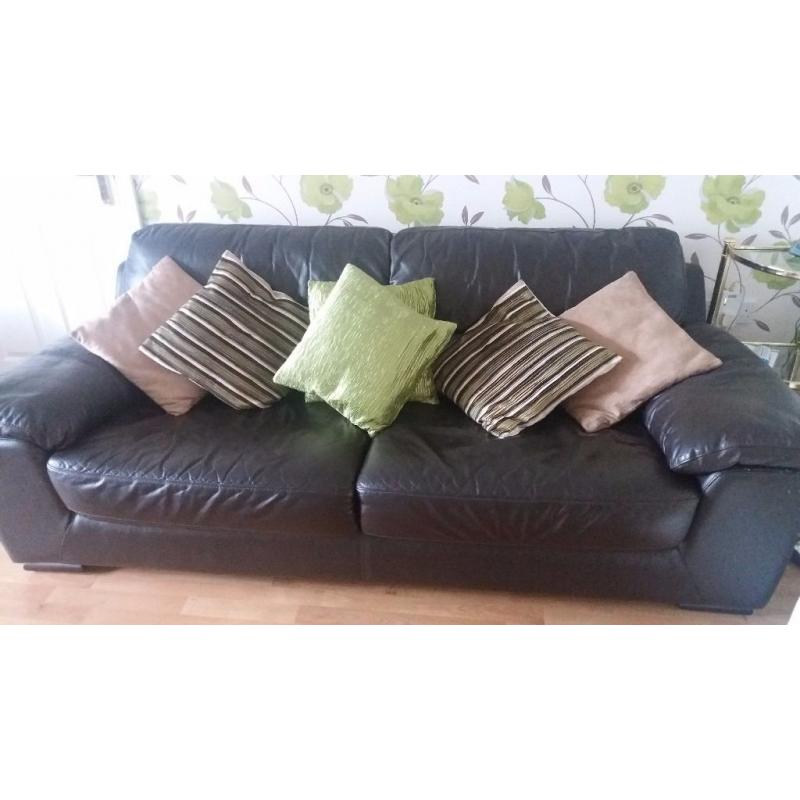 Brown leather 3 seater settee & 1 chair.