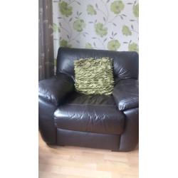 Brown leather 3 seater settee & 1 chair.