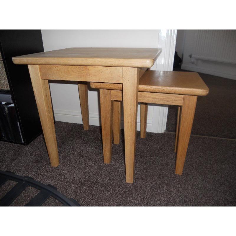 small oak nest of 2 tables