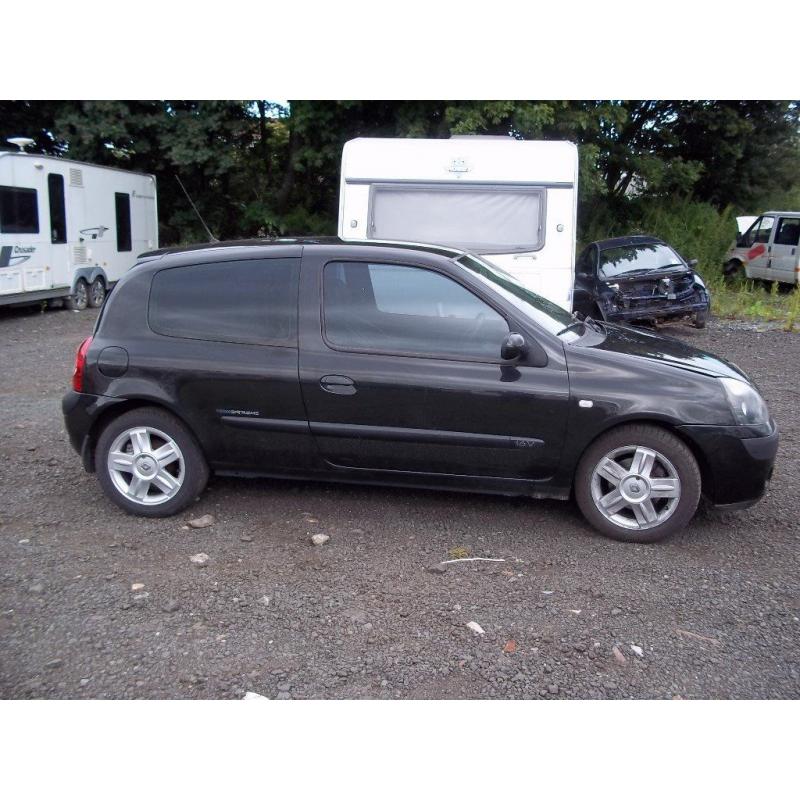 renault sport 1.2 clio / 4 door 52 plate clio