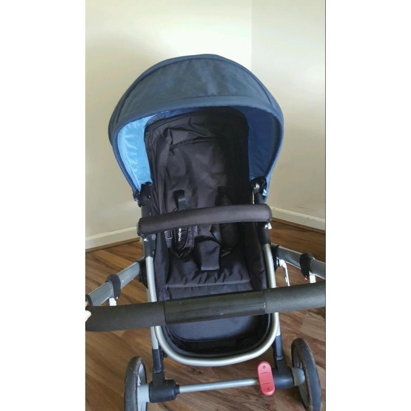 Mothercare roam pram with extras