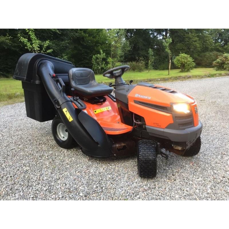 SOLD - Ride on mower / garden tractor - Husqvarna LT 151